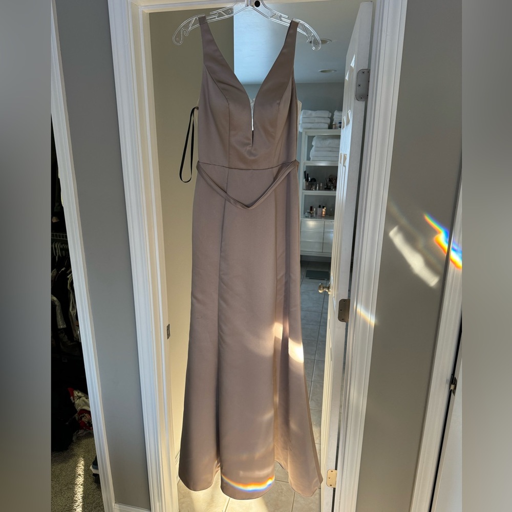 Sorella Vita Bridesmaid dress, color Vintage Rose. Size 8. Style #9244.